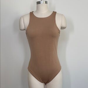 Express Body Contour Women's Tan Sleeveless Bodysuit